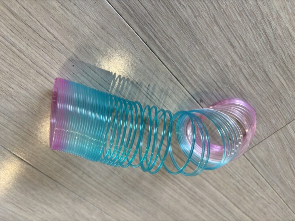 元通りになったスリンキー